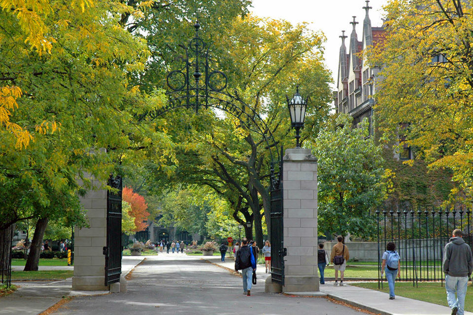 UChicago gater