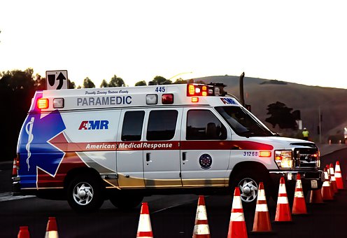 ambulance 4347620 340