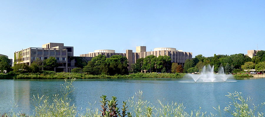 Northwestern_University_lakefill_panorama